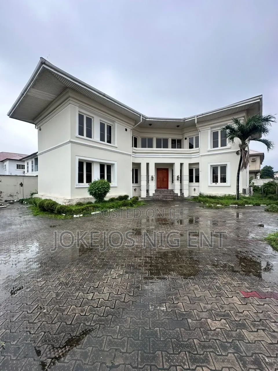 6bdrm Duplex in Vgc Victoria Garden, Off Lekki-Epe Expressway for sale in Off Lekki-Epe Expressway