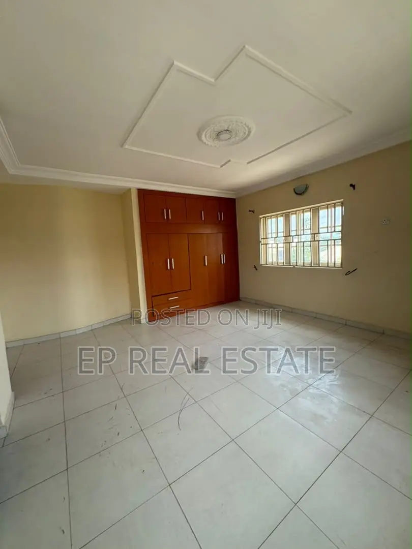 4bdrm Duplex in Gaduwa for sale in Gaduwa