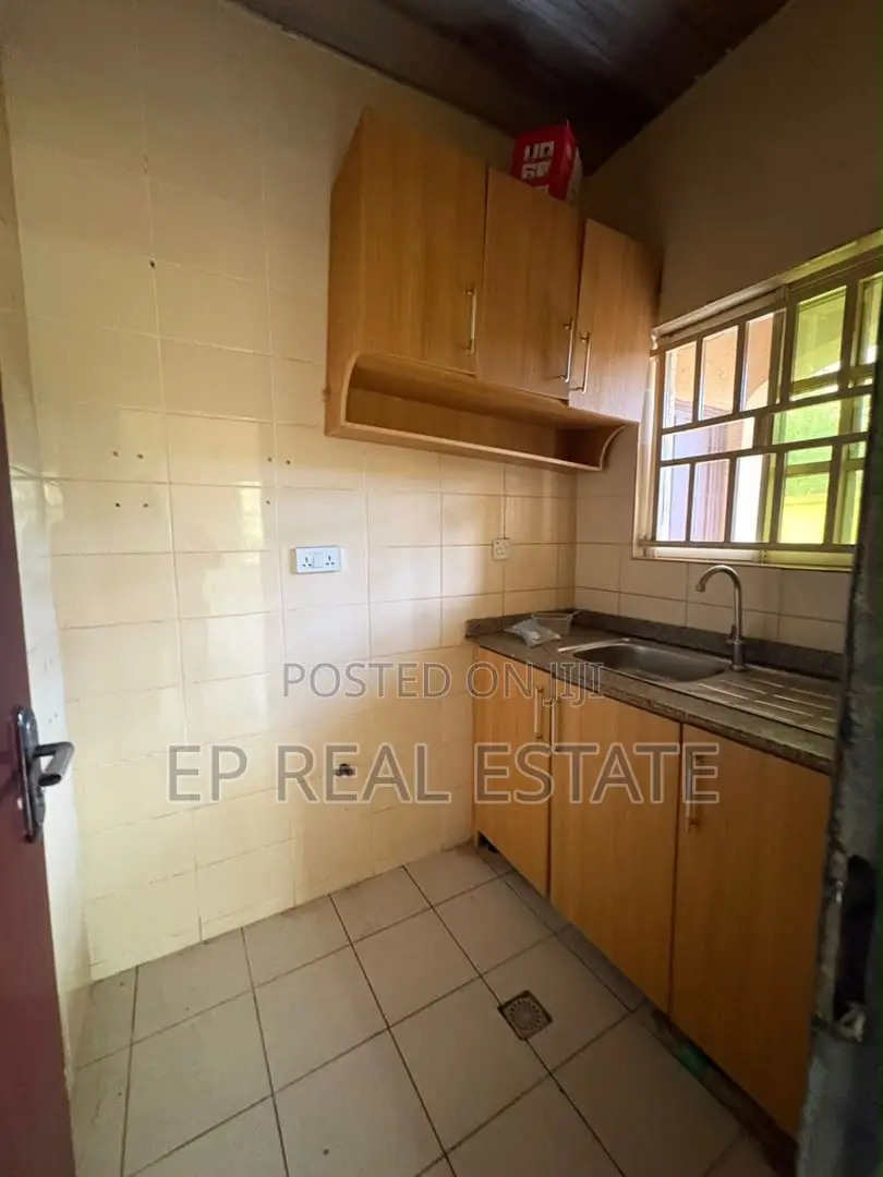 4bdrm Duplex in Gaduwa for sale in Gaduwa