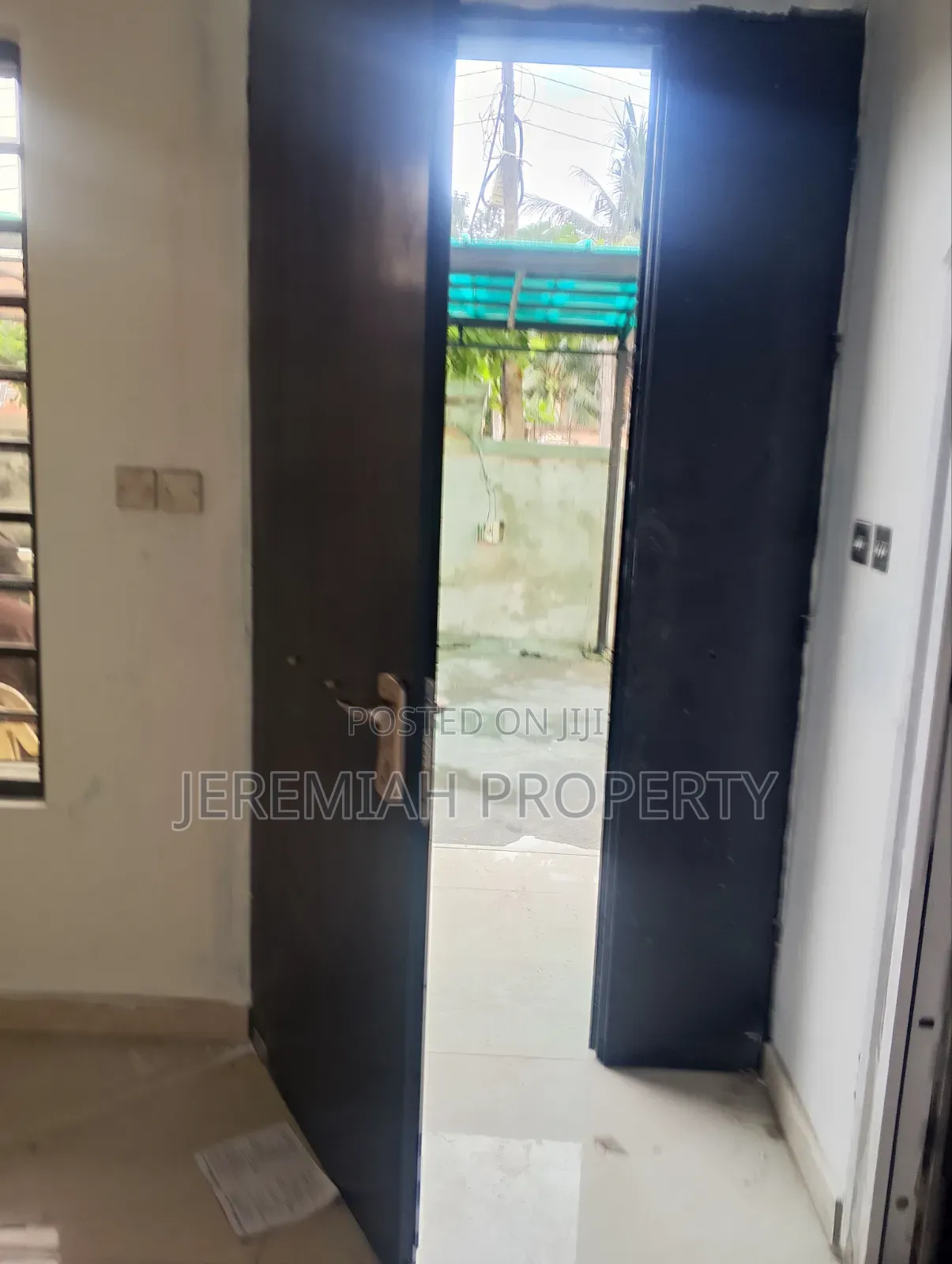 5bdrm Duplex in Omole Estate Phase I, Berger for sale in Berger