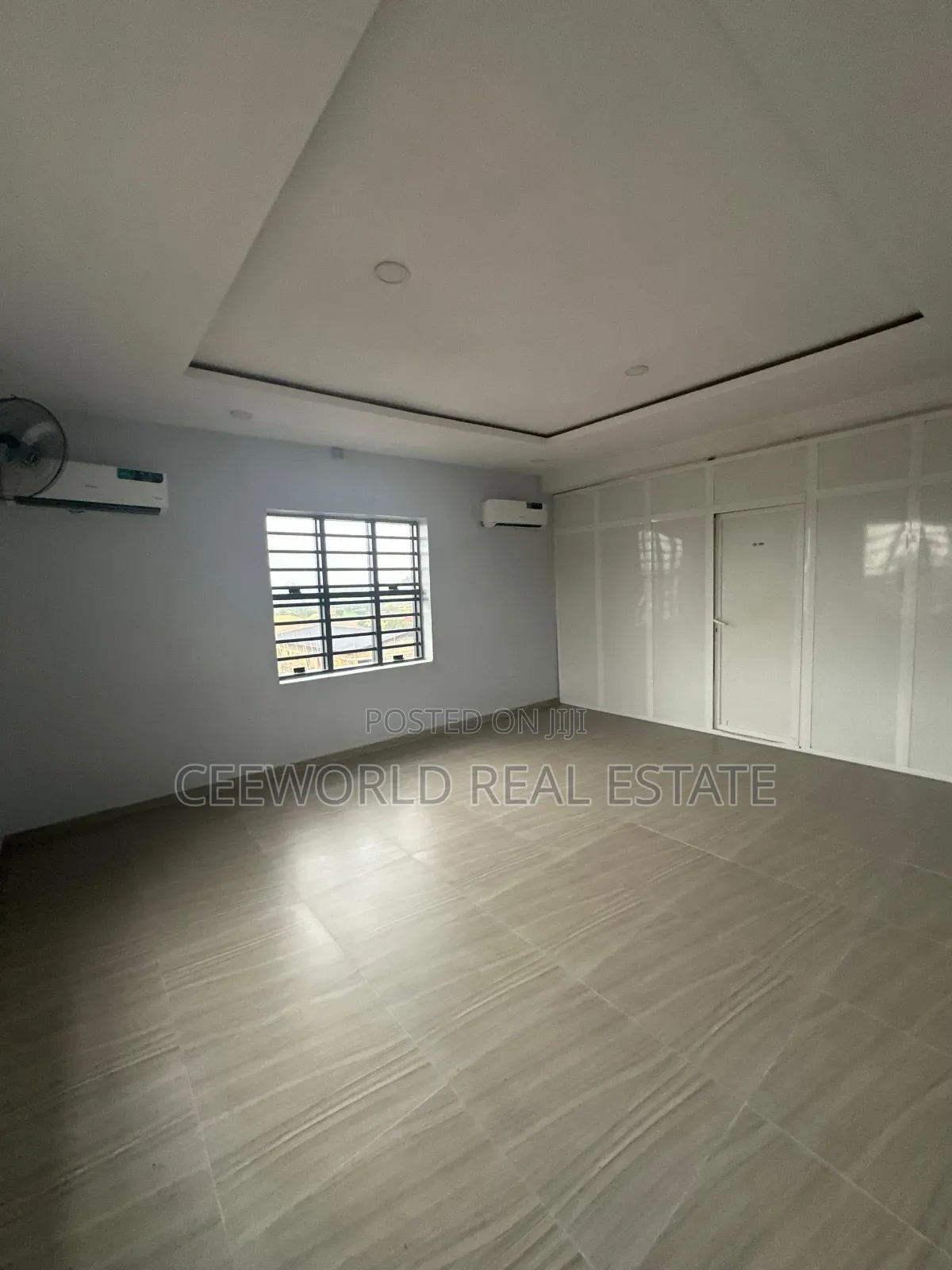 Commercial 3 Bedroom Office Space at Mokola Ibadan in Adamasingba