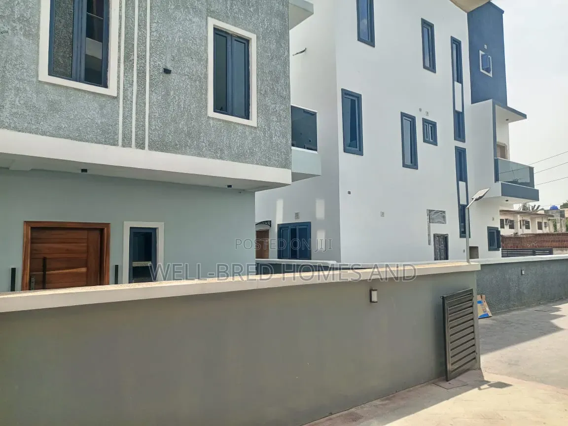 5bdrm Duplex in Adeniyi Jones for rent in Adeniyi Jones