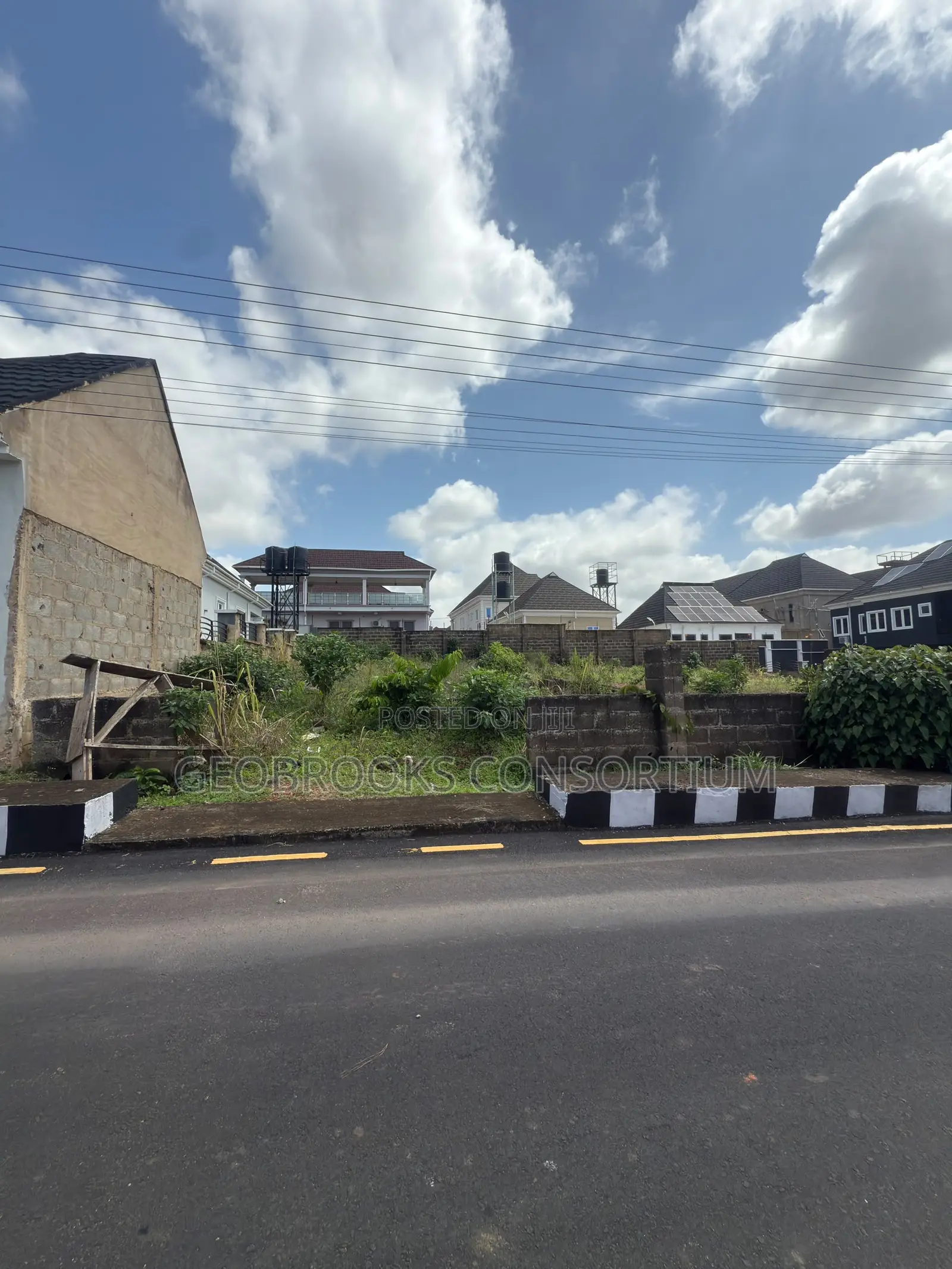 Exclusive 540sqm Land for Sale – Kolapo Ishola Gra, Akobo, Ibadan. in Akobo