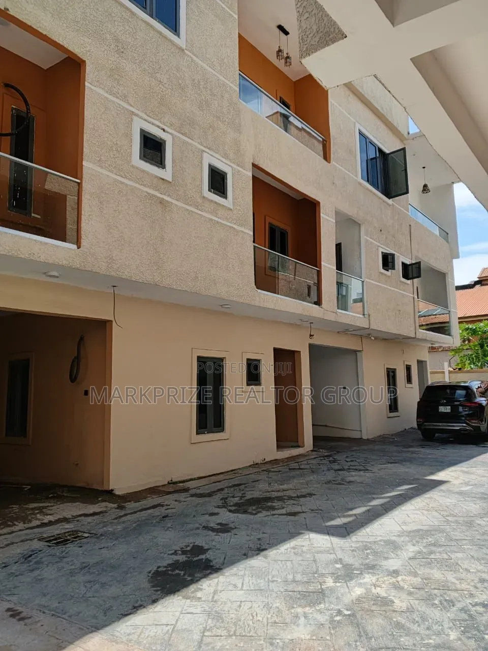 5bdrm Duplex in Ogudu Gra Lagos for sale in Ogudu GRA