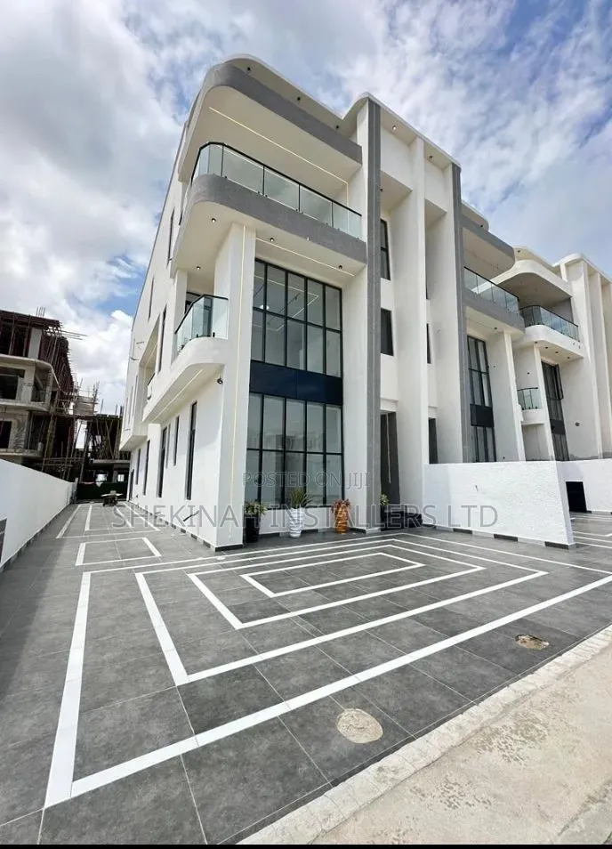 Furnished 5bdrm Duplex in Lekki Phase 1 for sale in Lekki Phase 1
