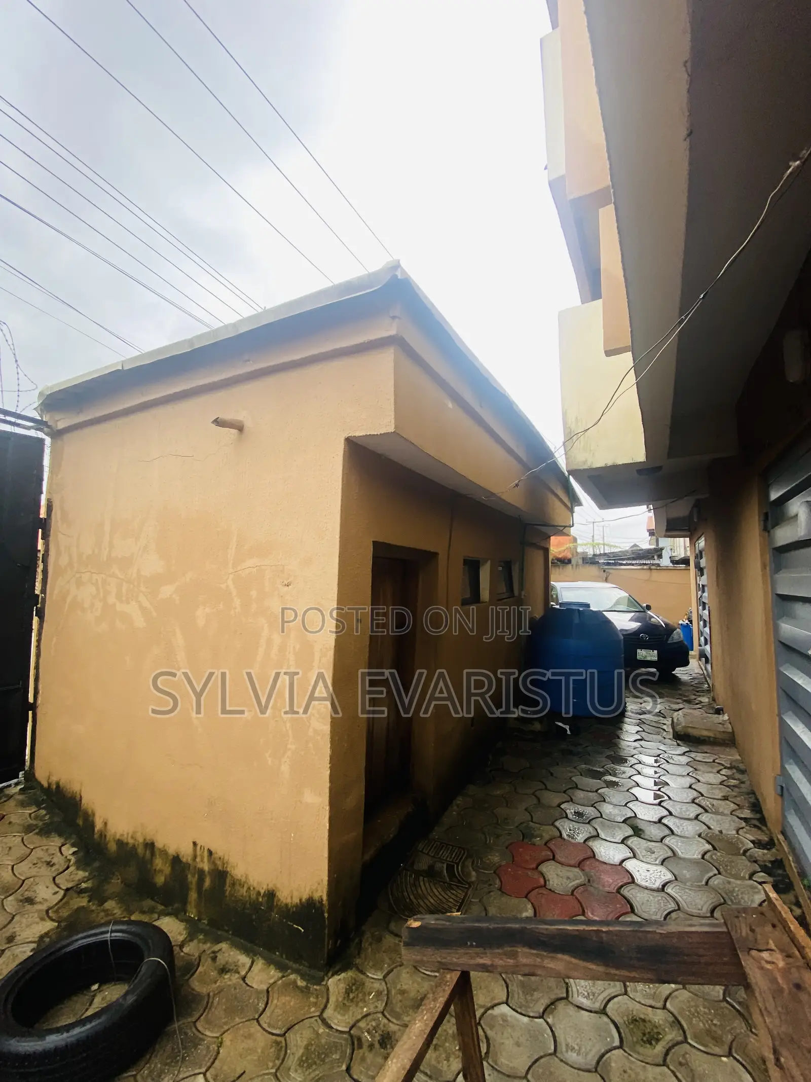 9bdrm Block of Flats in Canal Estate Okota, Ago Palace for sale in Ago Palace