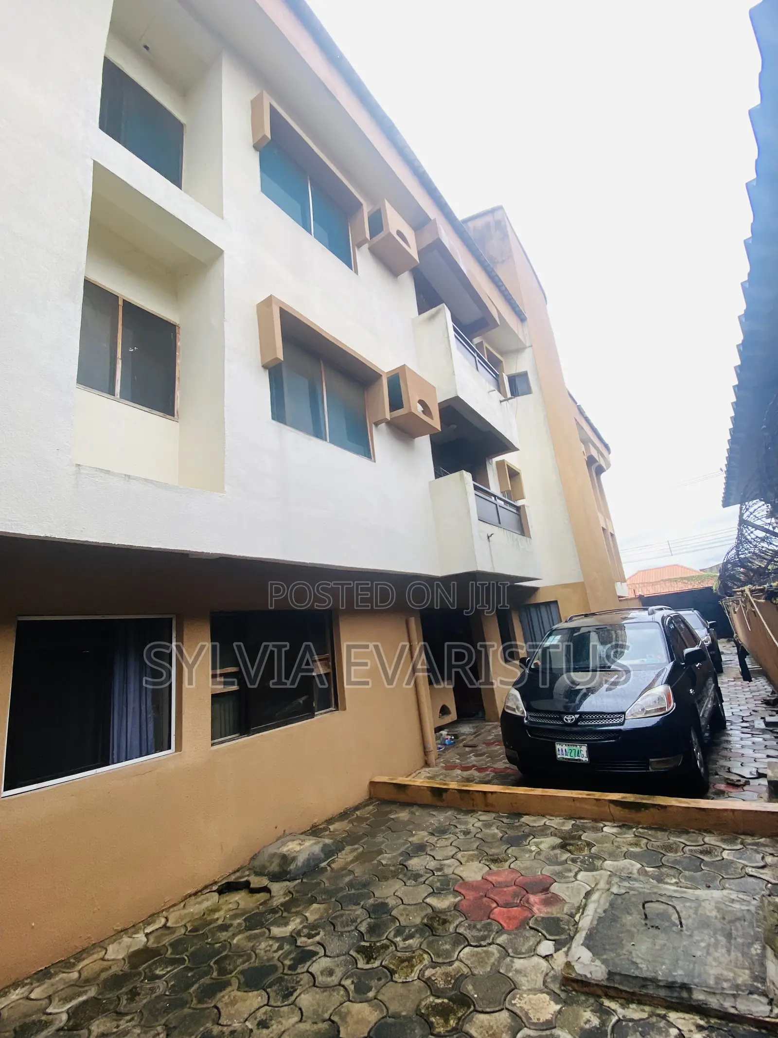 9bdrm Block of Flats in Canal Estate Okota, Ago Palace for sale in Ago Palace