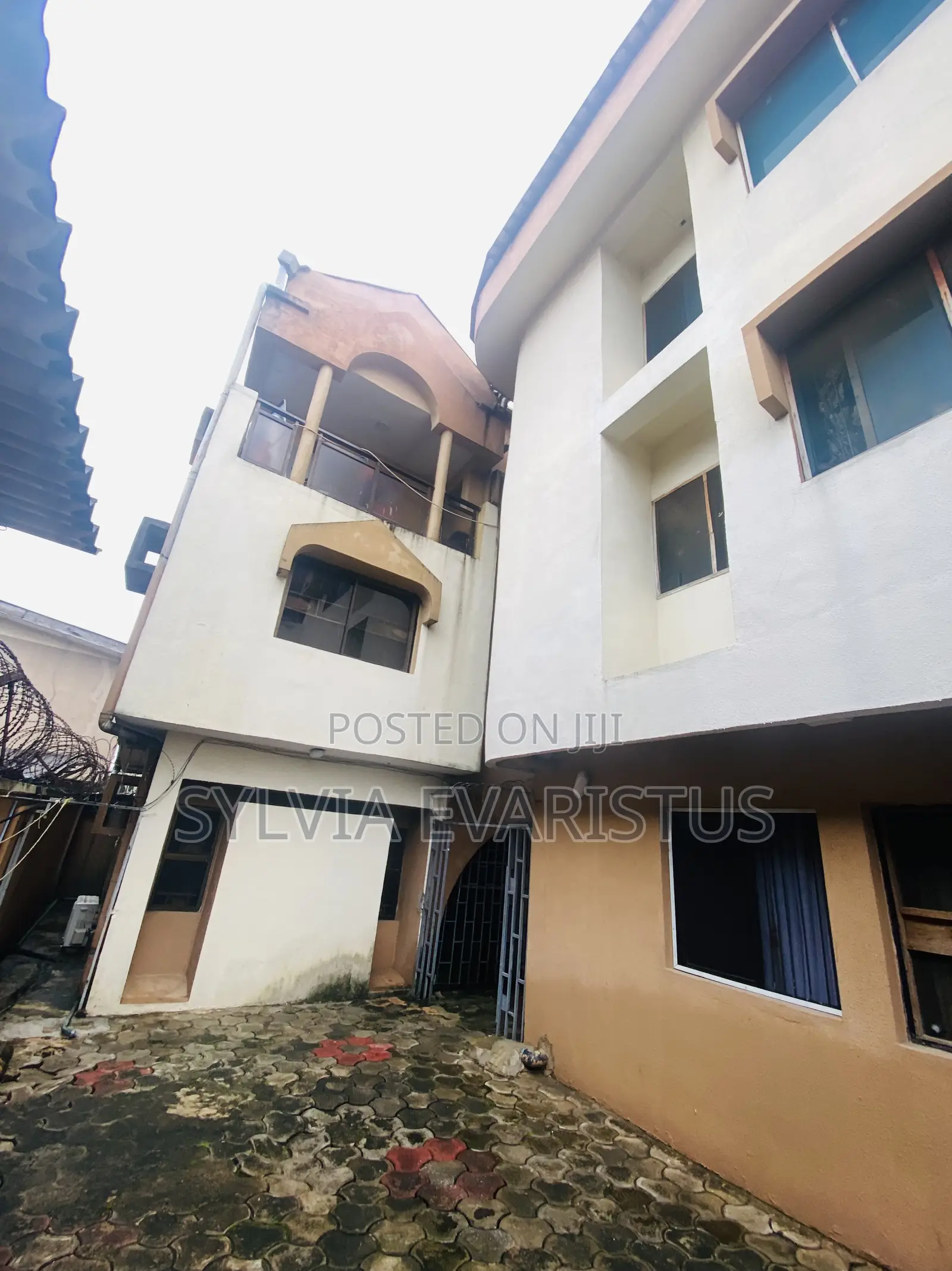 9bdrm Block of Flats in Canal Estate Okota, Ago Palace for sale in Ago Palace