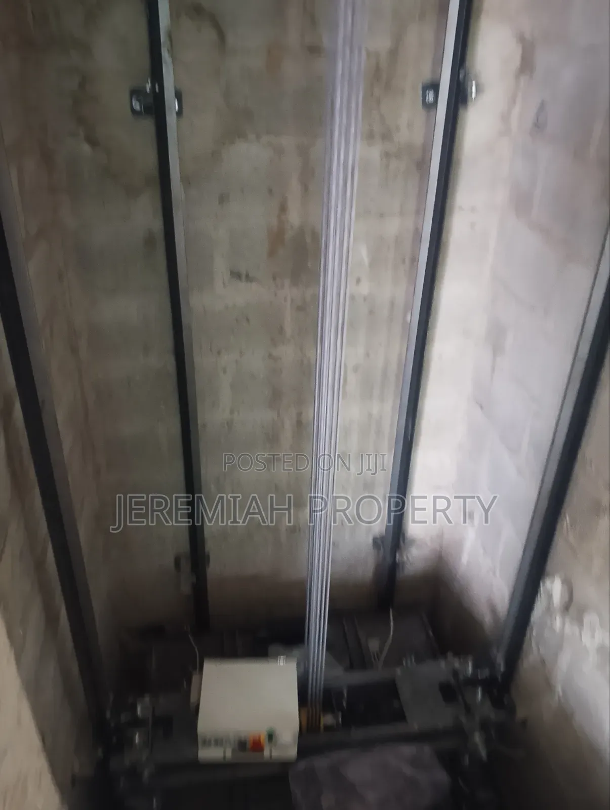 7bdrm Duplex in Omole Estate Phase 2, Berger for sale in Berger