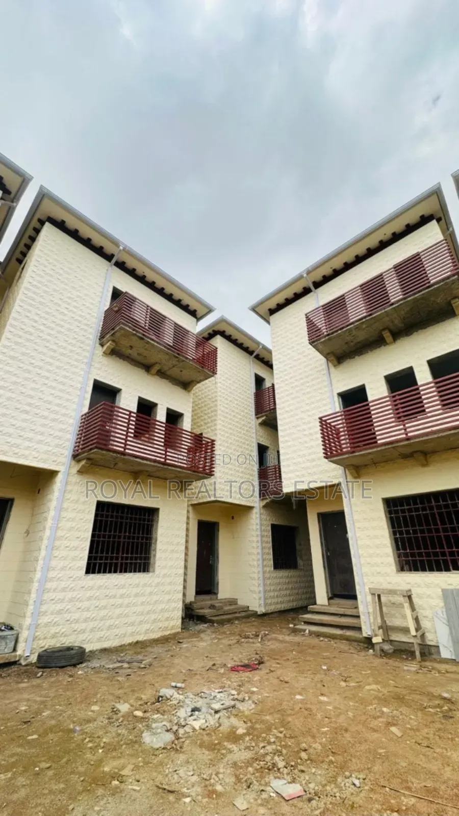 4bdrm Townhouse/Terrace in Mabushi for sale in Mabushi