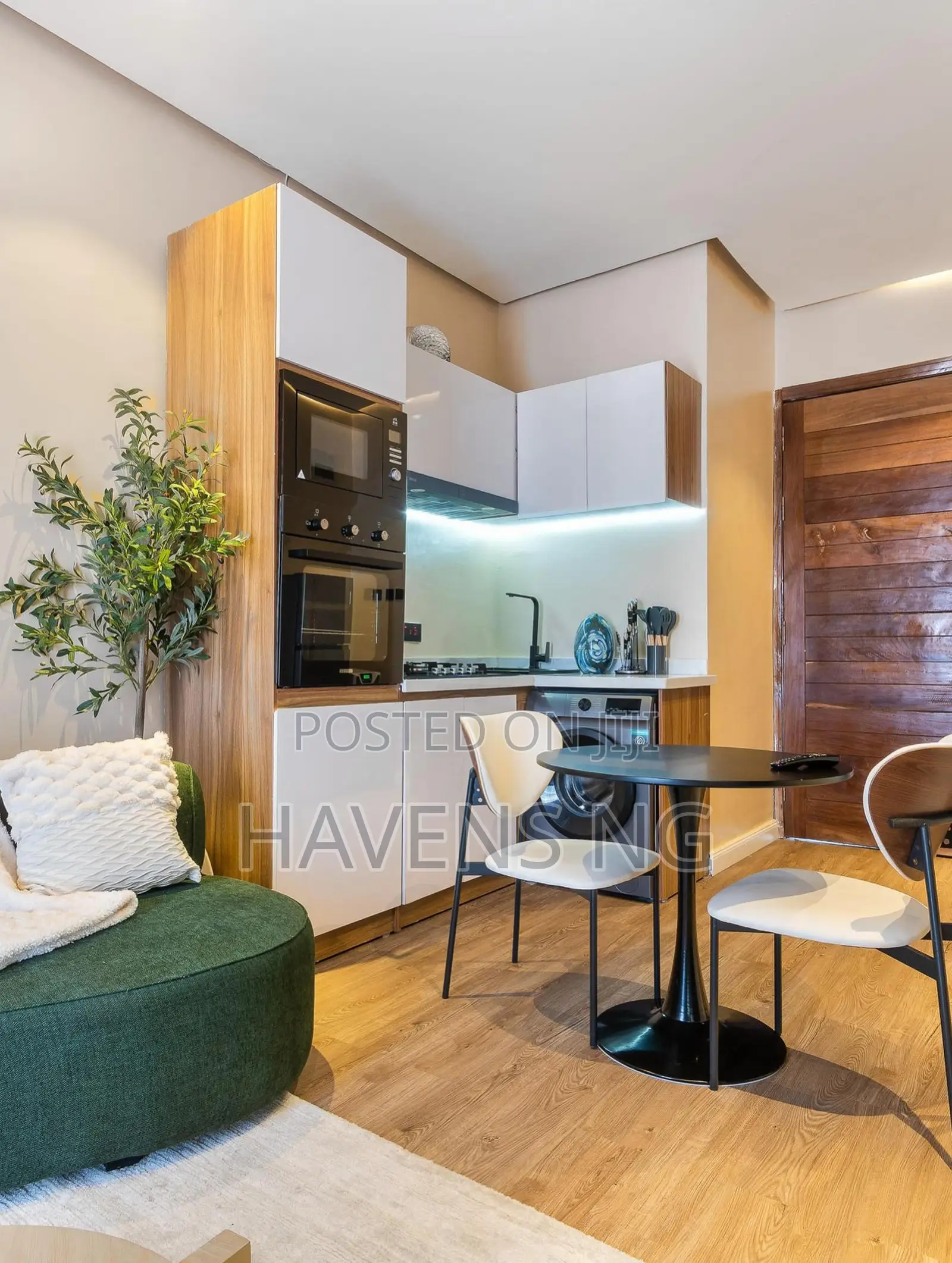 New Cinematic 1 Bedroom Apartment With Swimming Pool Ps5 in Ikate