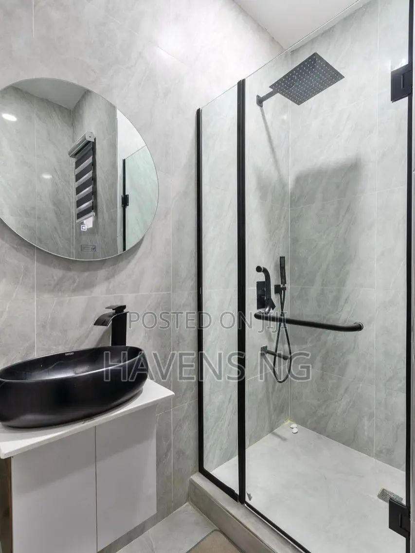 New Cinematic 1 Bedroom Apartment With Swimming Pool Ps5 in Ikate