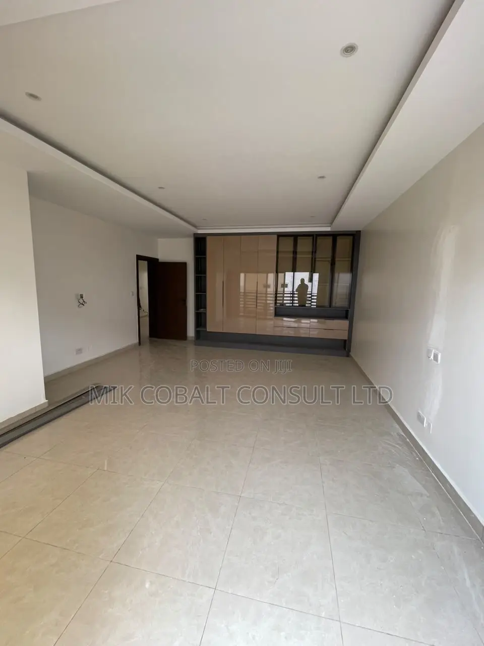 4bdrm Duplex in Close To Godab, Life Camp for rent in Life Camp