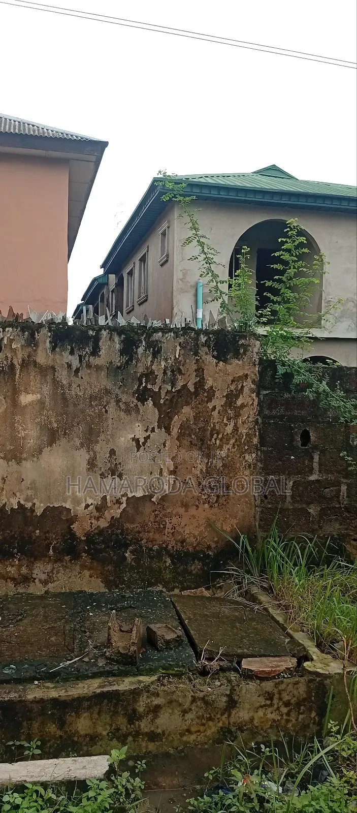 10bdrm Block of Flats in Ikotun, Alimosho for sale in Alimosho