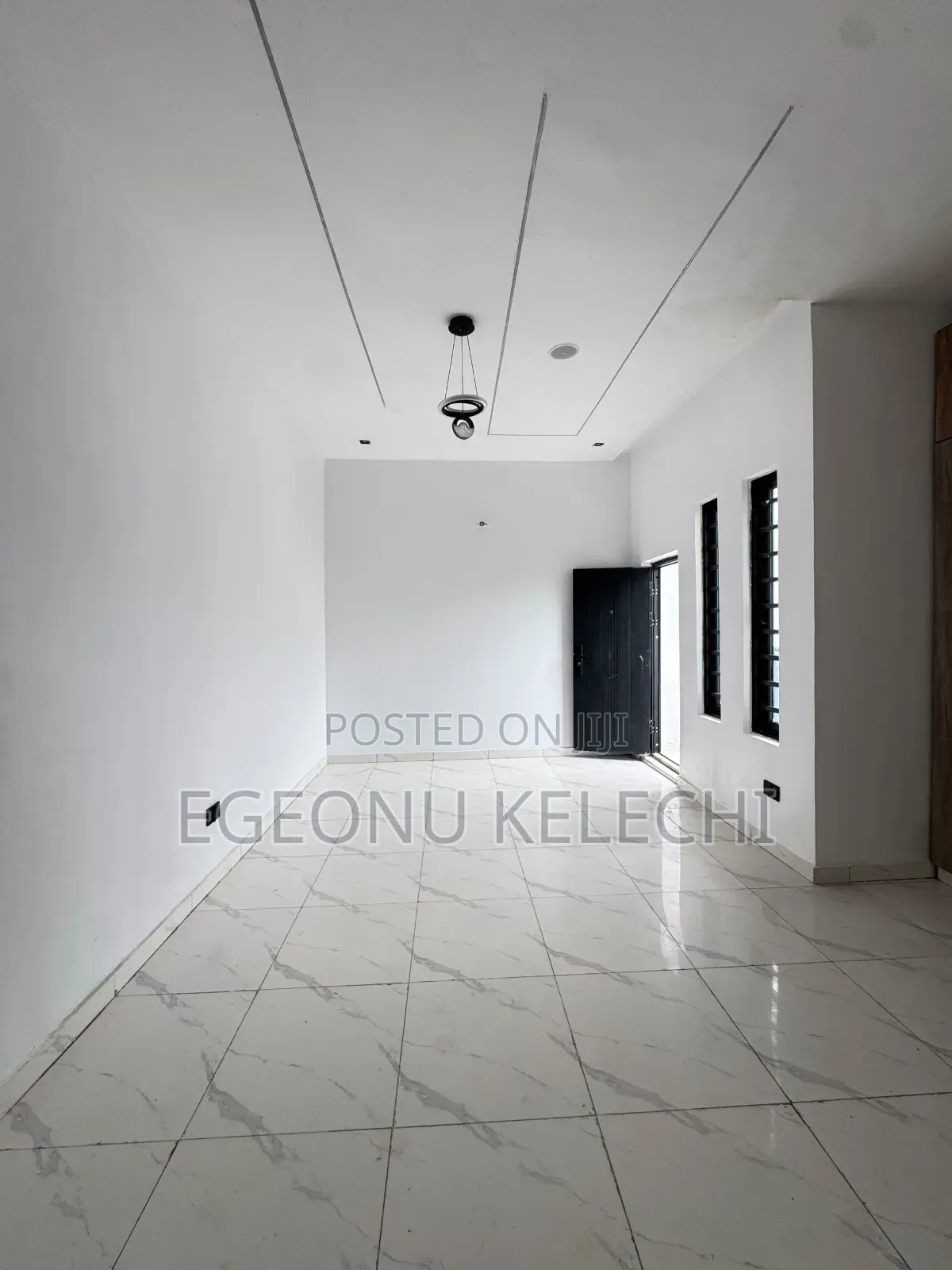 3bdrm Duplex in Thomas Estate for sale in Thomas Estate