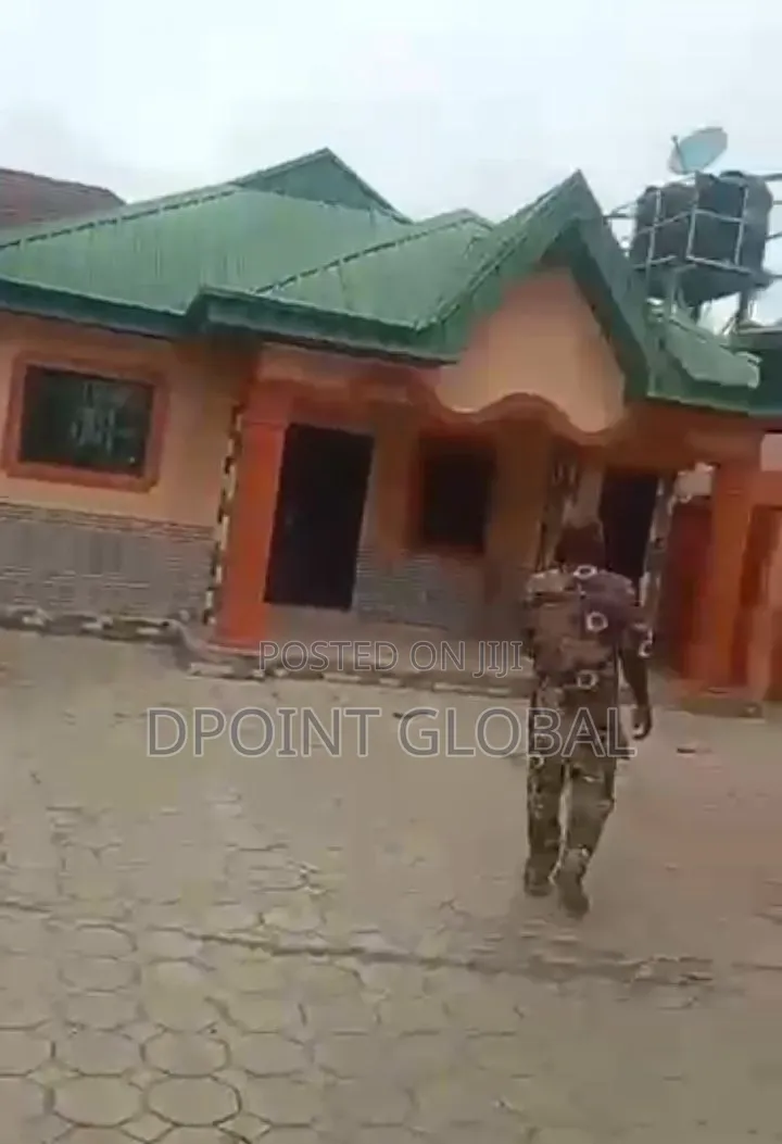 4bdrm Bungalow in Evergreen Estate, Iyana Ipaja for sale in Iyana Ipaja