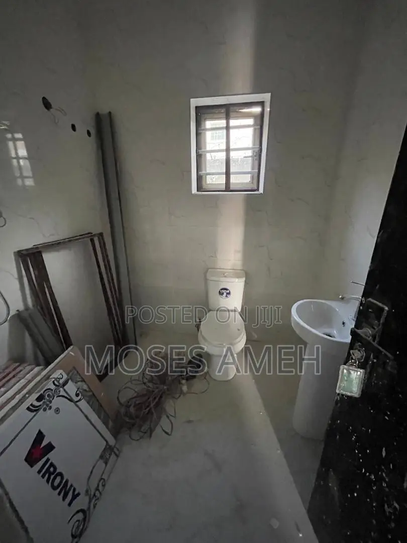 2bdrm Block of Flats in Wuye for rent in Wuye