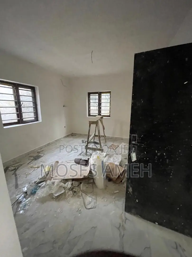 2bdrm Block of Flats in Wuye for rent in Wuye