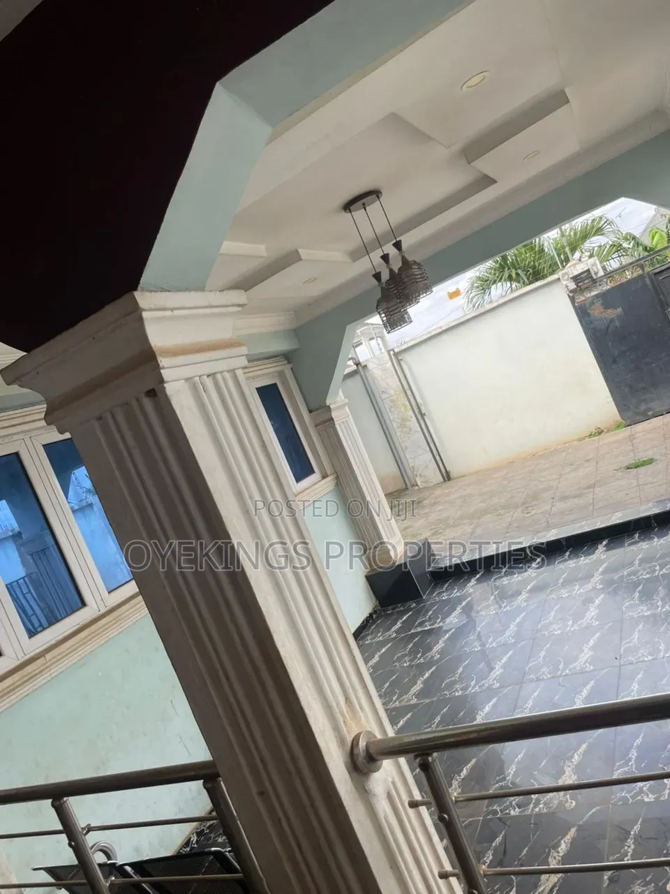 4bdrm Bungalow in Tireadara Estate, Oluyole for sale in Oluyole