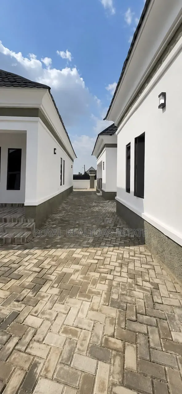 3bdrm Bungalow in Apo Resettlement for sale in Apo Resettlement