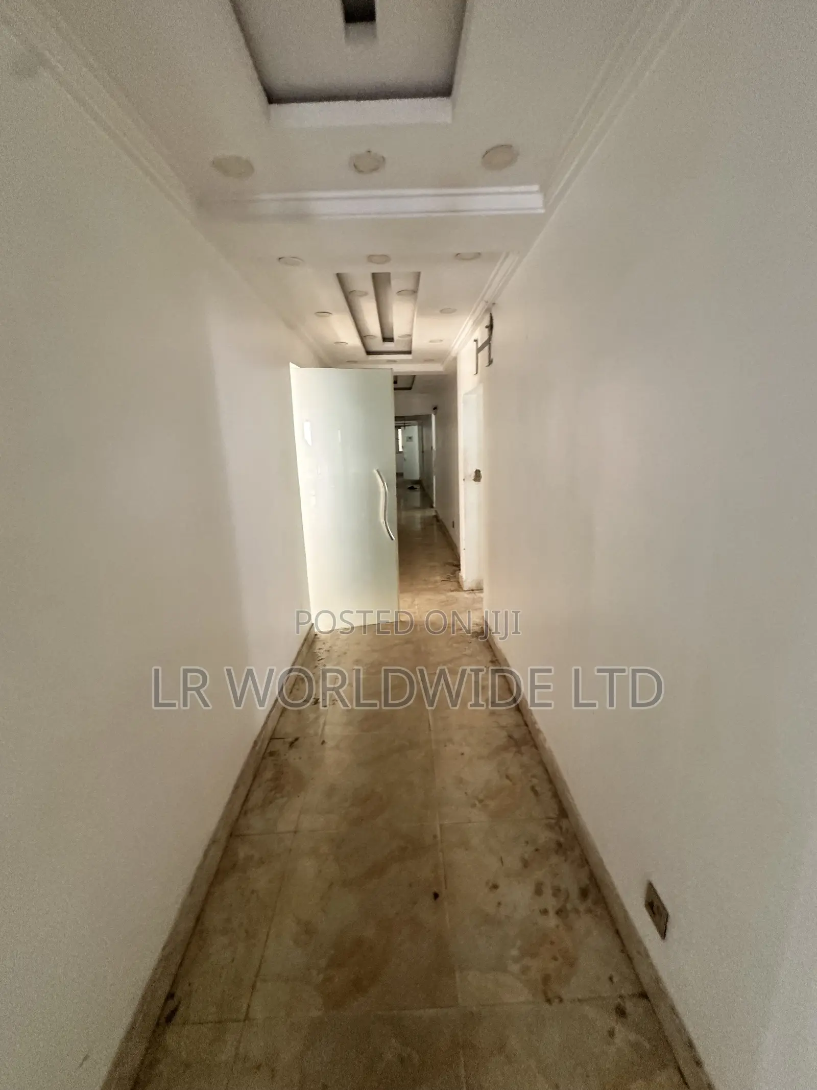 8bdrm Duplex in Wuse 2 for sale in Wuse 2