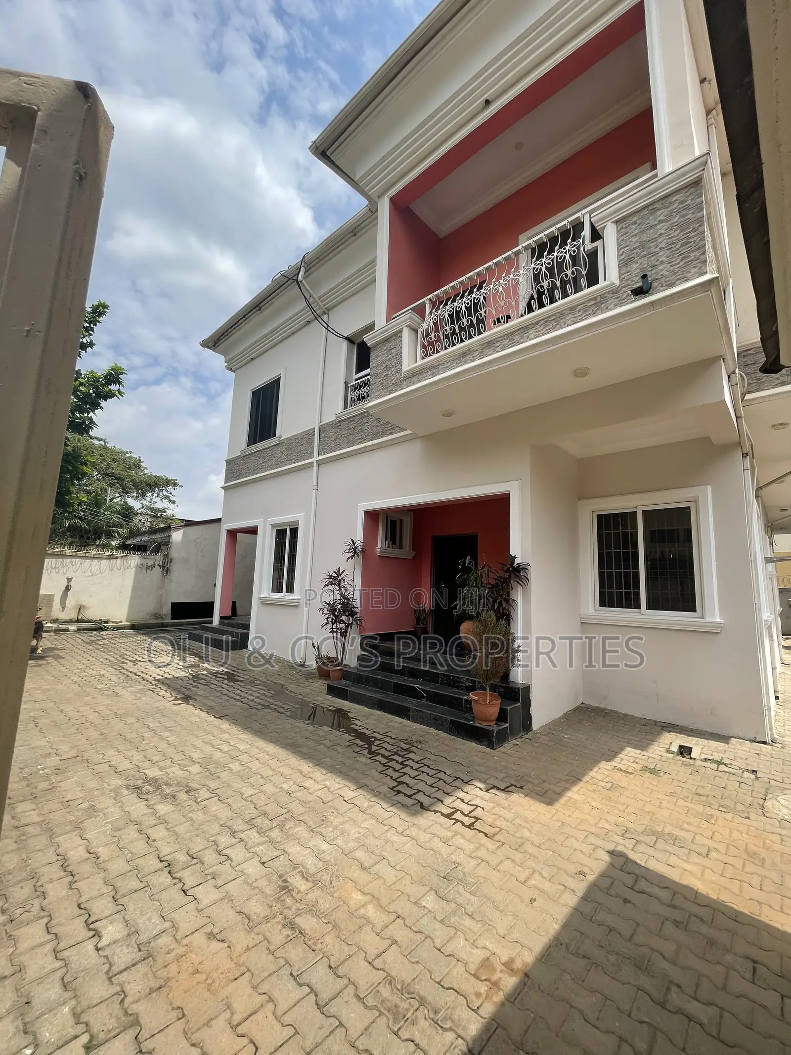 2bdrm Block of Flats in Wuse for rent in Zone 6 / Wuse