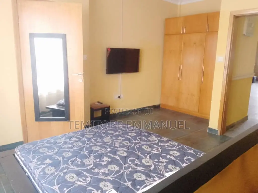 Furnished 8bdrm Duplex in Ajah for sale in Ajah
