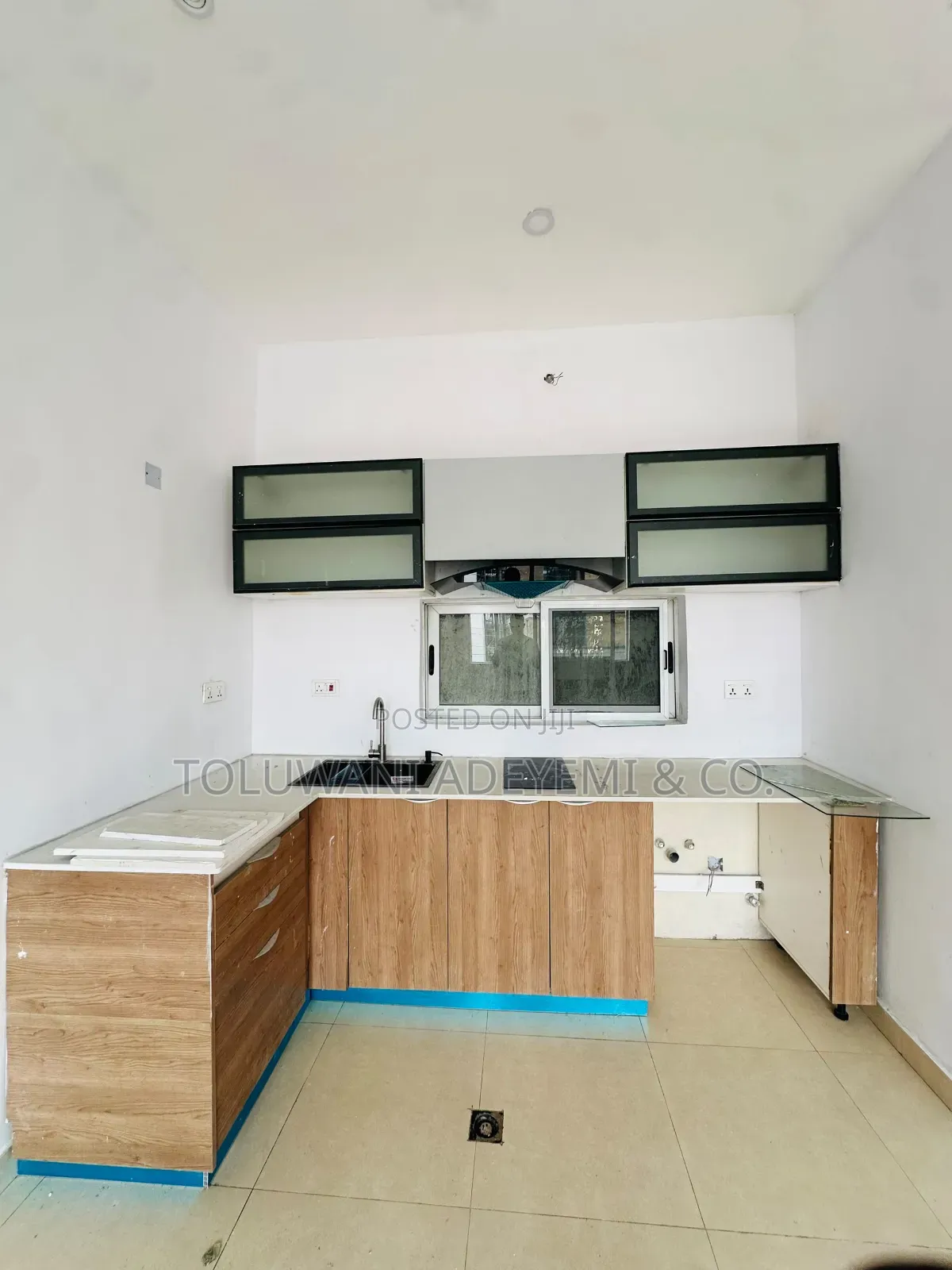 2 Bedroom Apartment in a Flood Free Environment in Ikate Lekki in Ikate