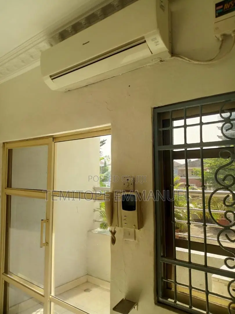 Furnished 20bdrm Block of Flats in Lekki Phase 1 for sale in Lekki Phase 1