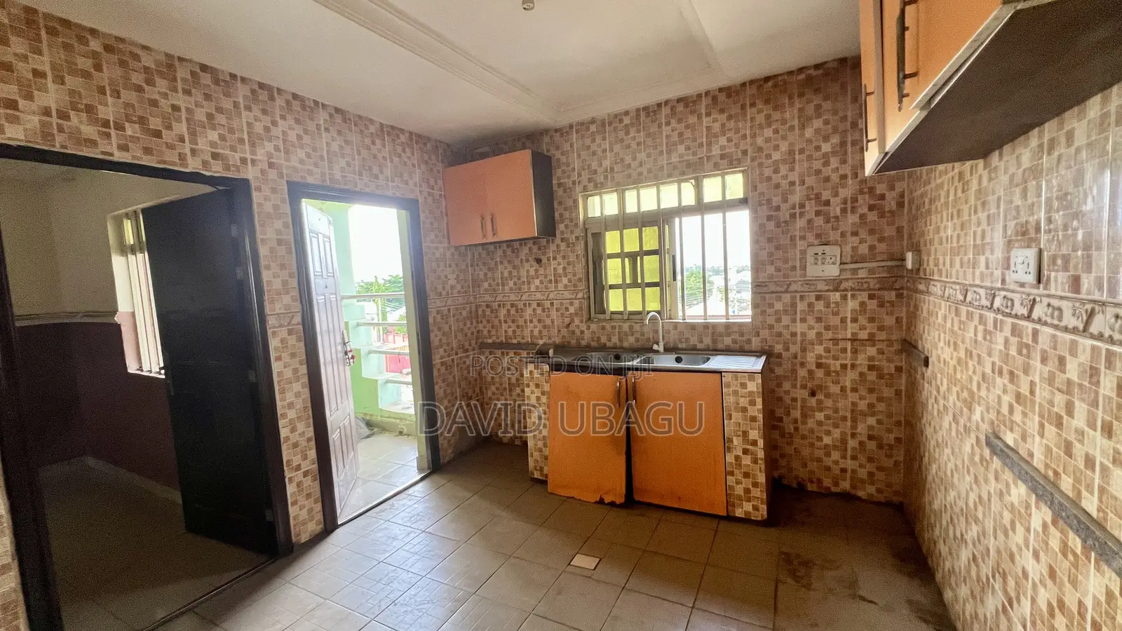 2bdrm Block of Flats in Mango Tree, Kubwa for rent in Kubwa