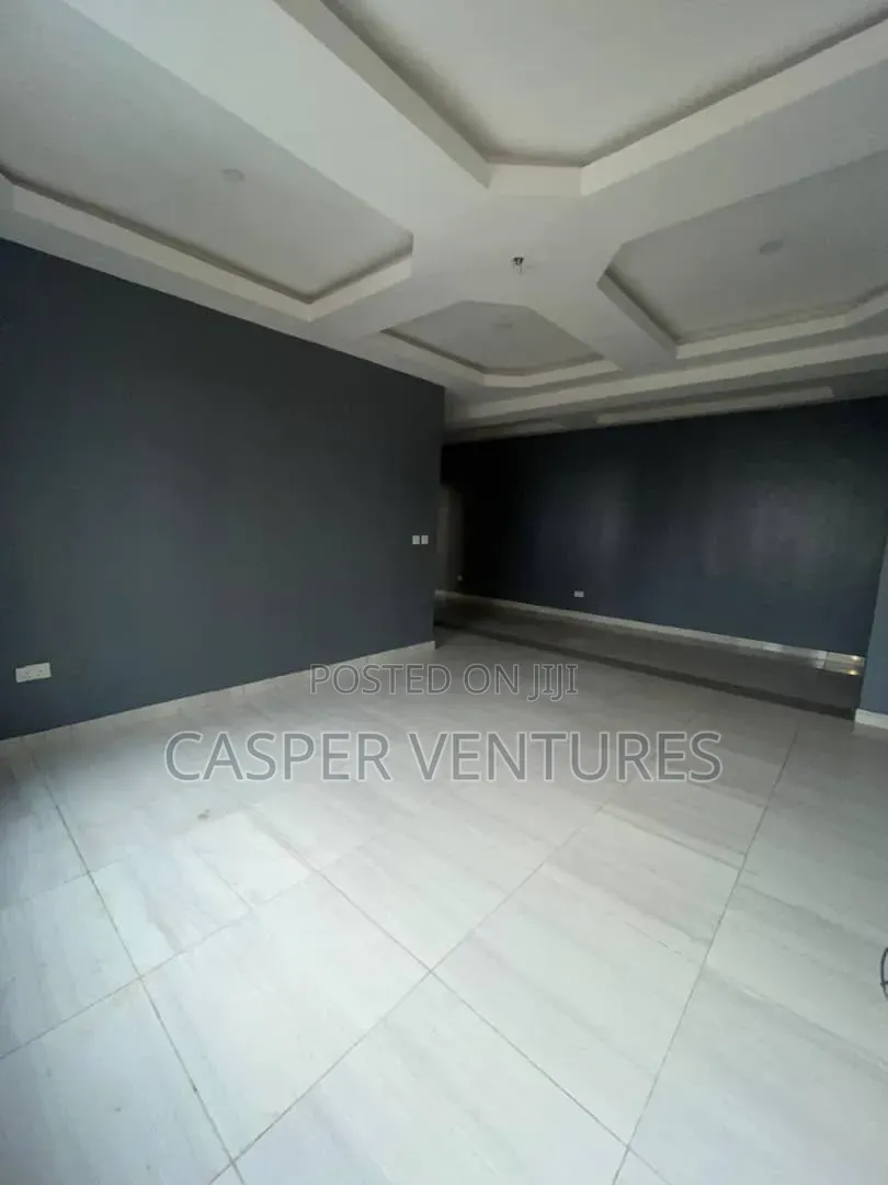 2bdrm Apartment in Chevyview Estate, Chevron for rent in Chevron
