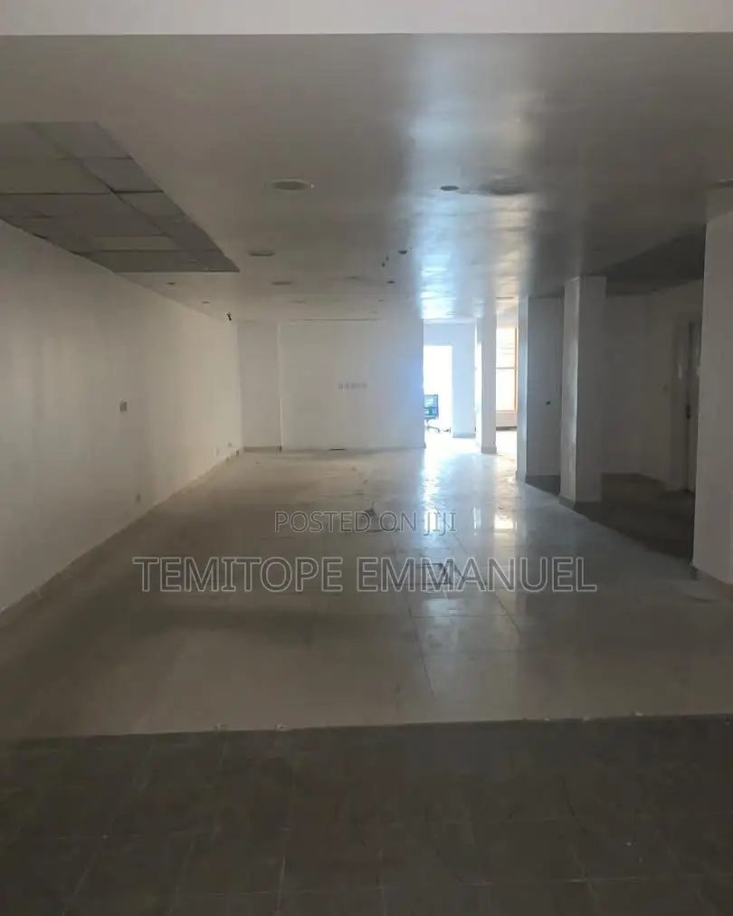 Prime Office Space in Lekki Phase 1