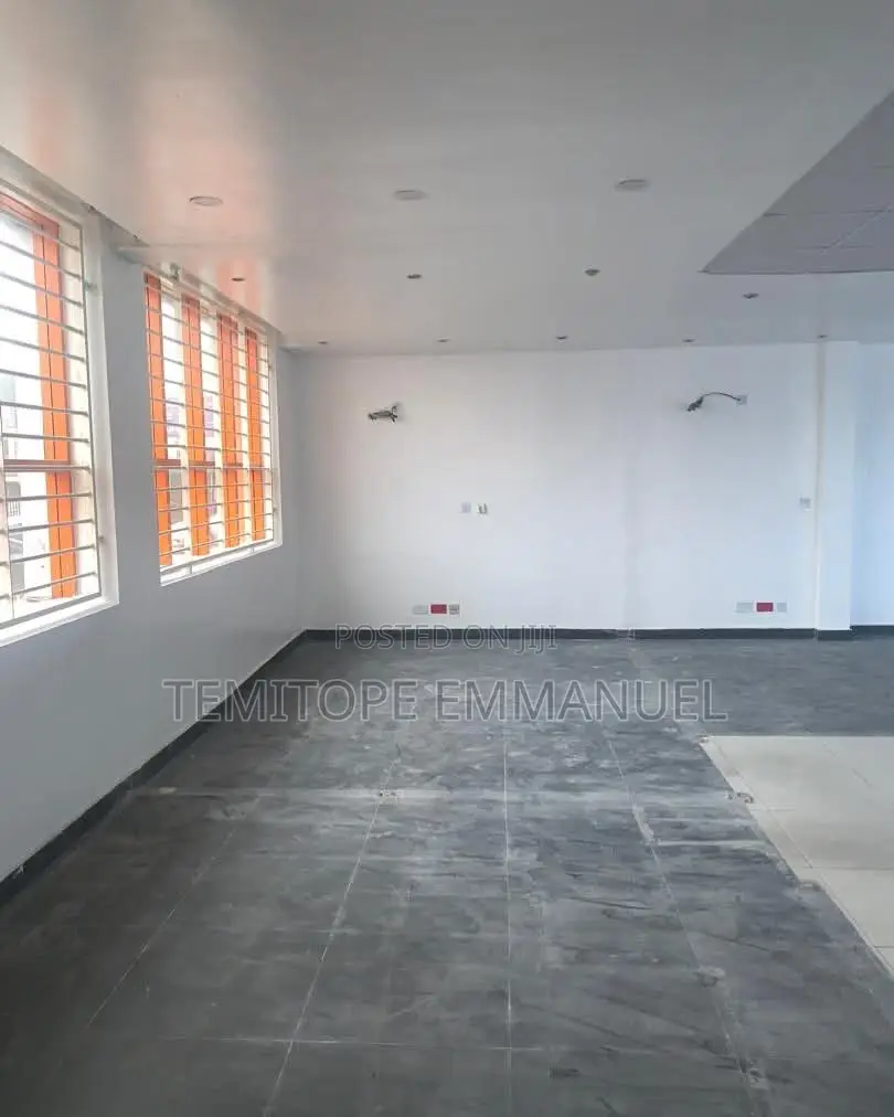 Prime Office Space in Lekki Phase 1