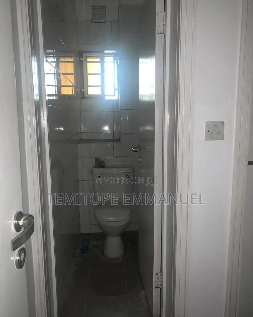 Prime Office Space in Lekki Phase 1