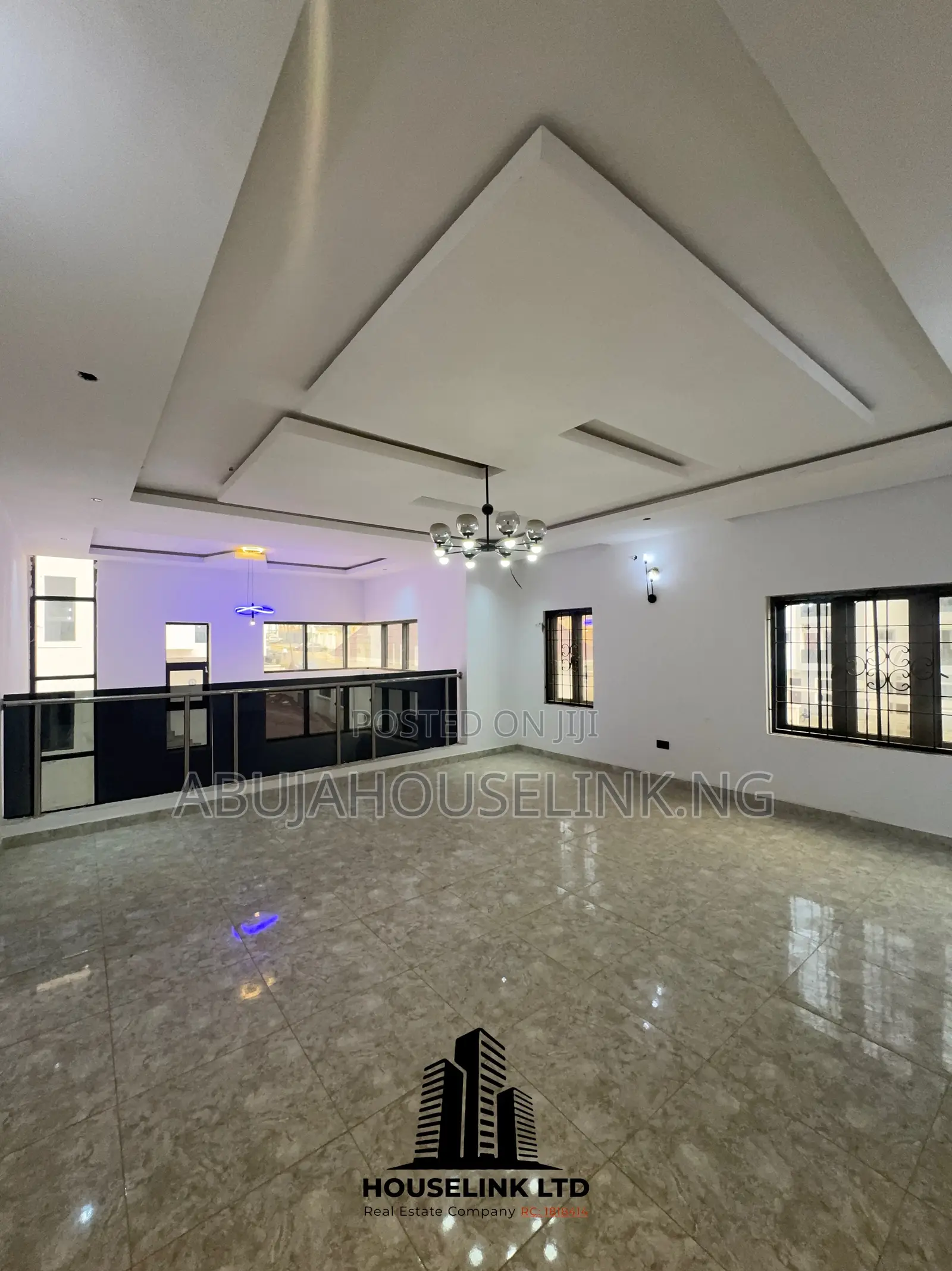 5bdrm Duplex in Guzape Main Abuja for sale in Guzape District