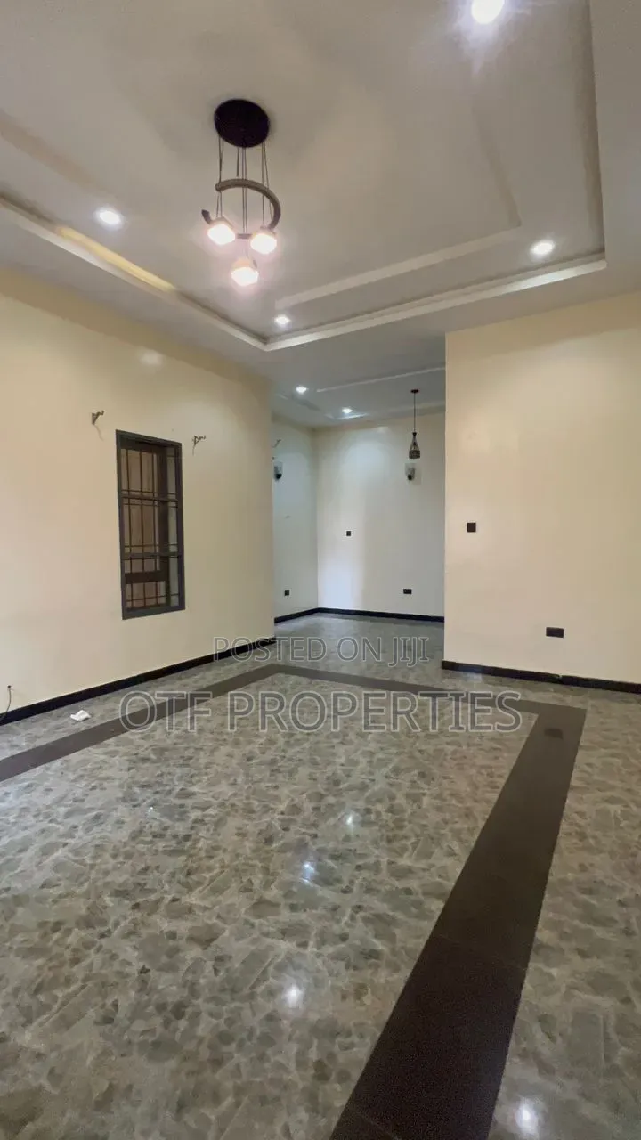 4bdrm Duplex in Gilmore, Jahi for rent in Jahi