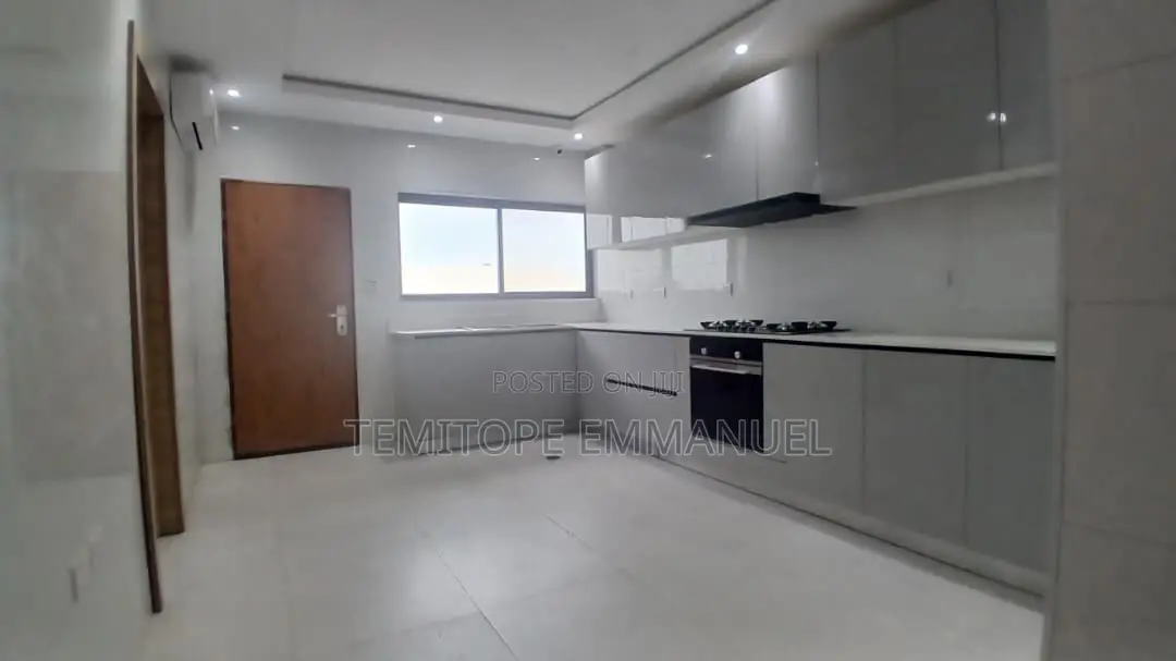 3bdrm Apartment in Ikoyi for sale in Ikoyi