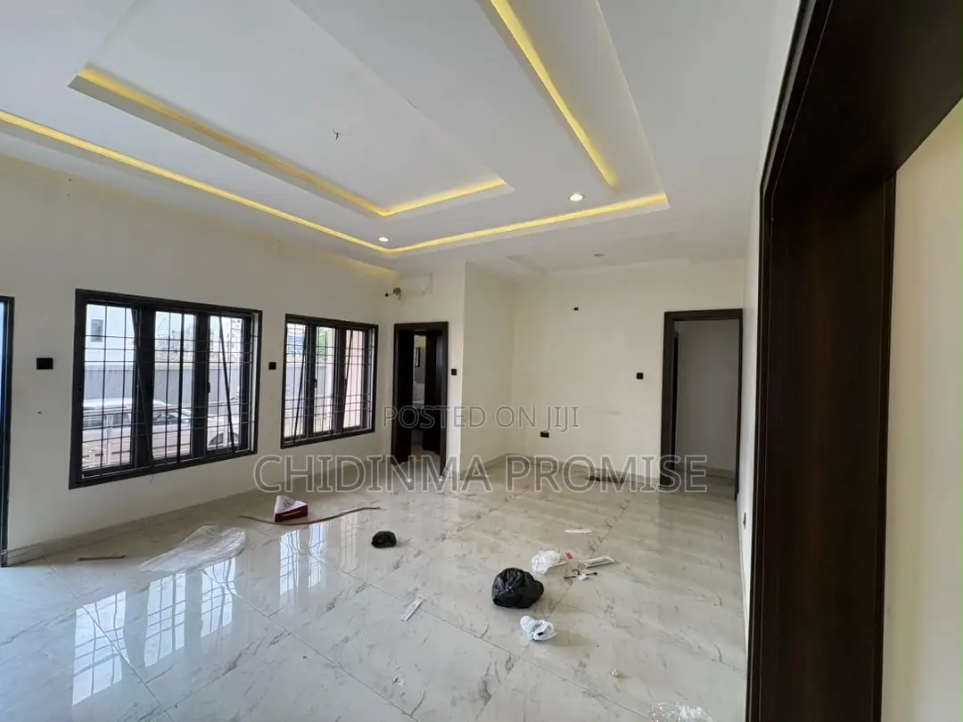 2bdrm Block of Flats in Wuye for rent in Wuye