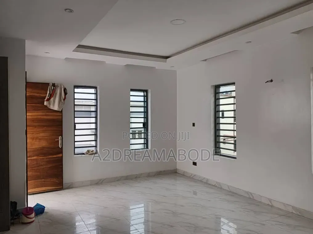 5bdrm Duplex in Ikeja Gra for rent in Ikeja GRA