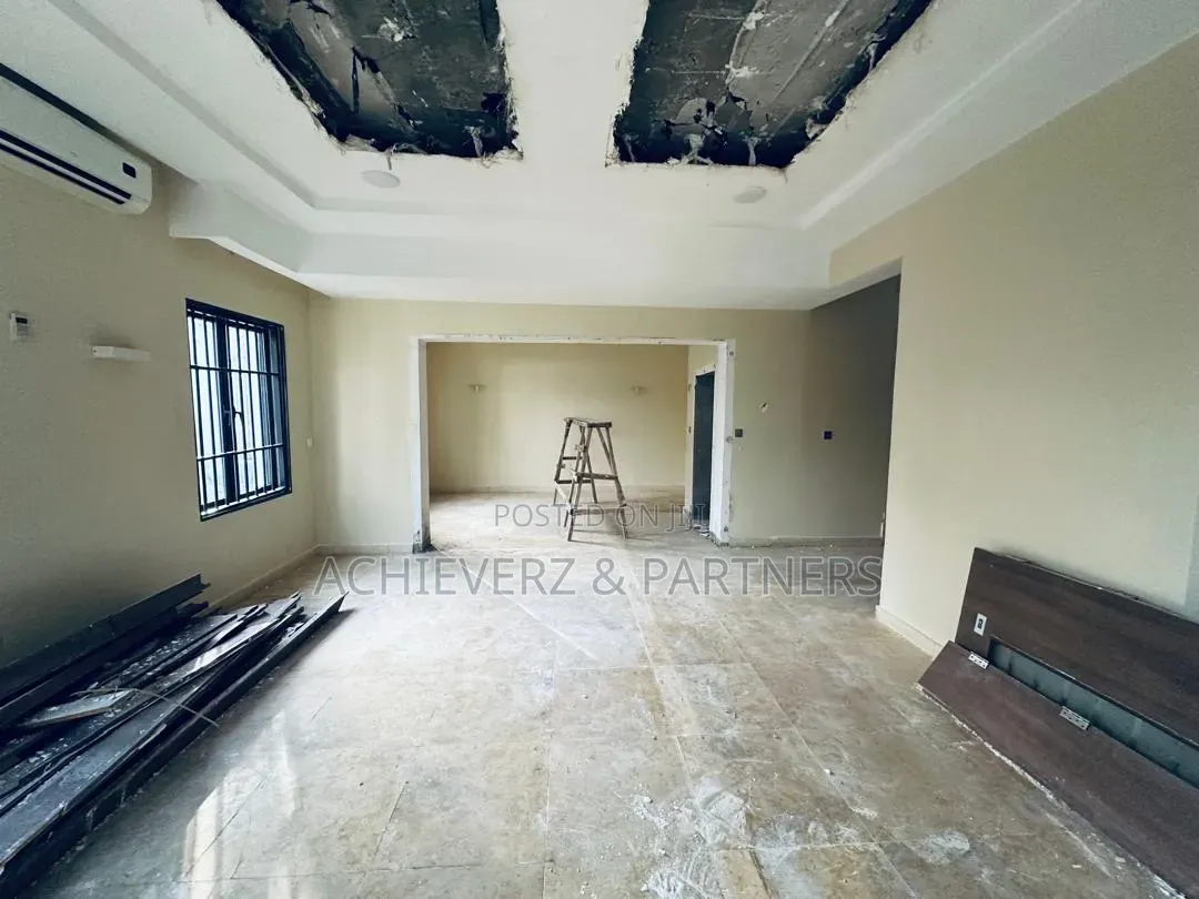 5bdrm Duplex in Zone 2 / Wuse for rent in Zone 2 / Wuse