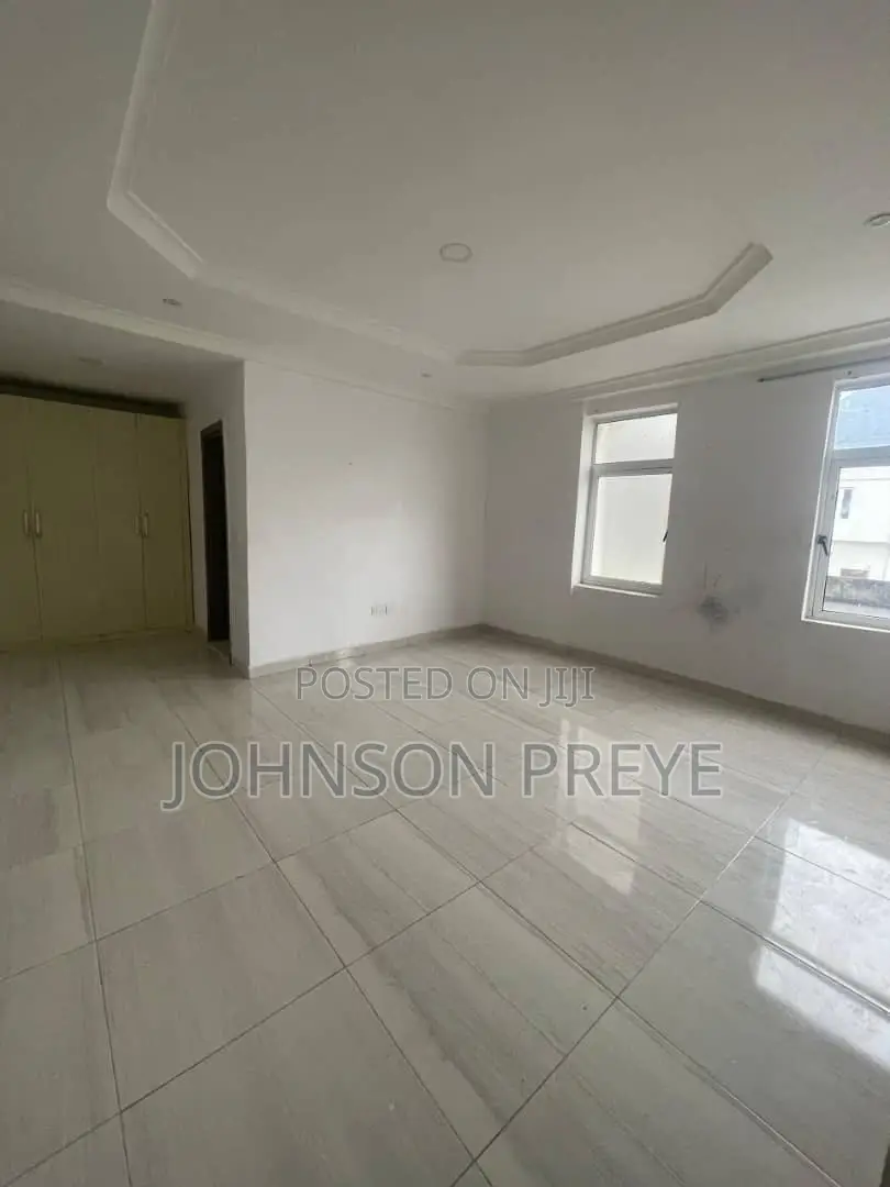 2bdrm Apartment in Chevryview, Chevron for rent in Chevron