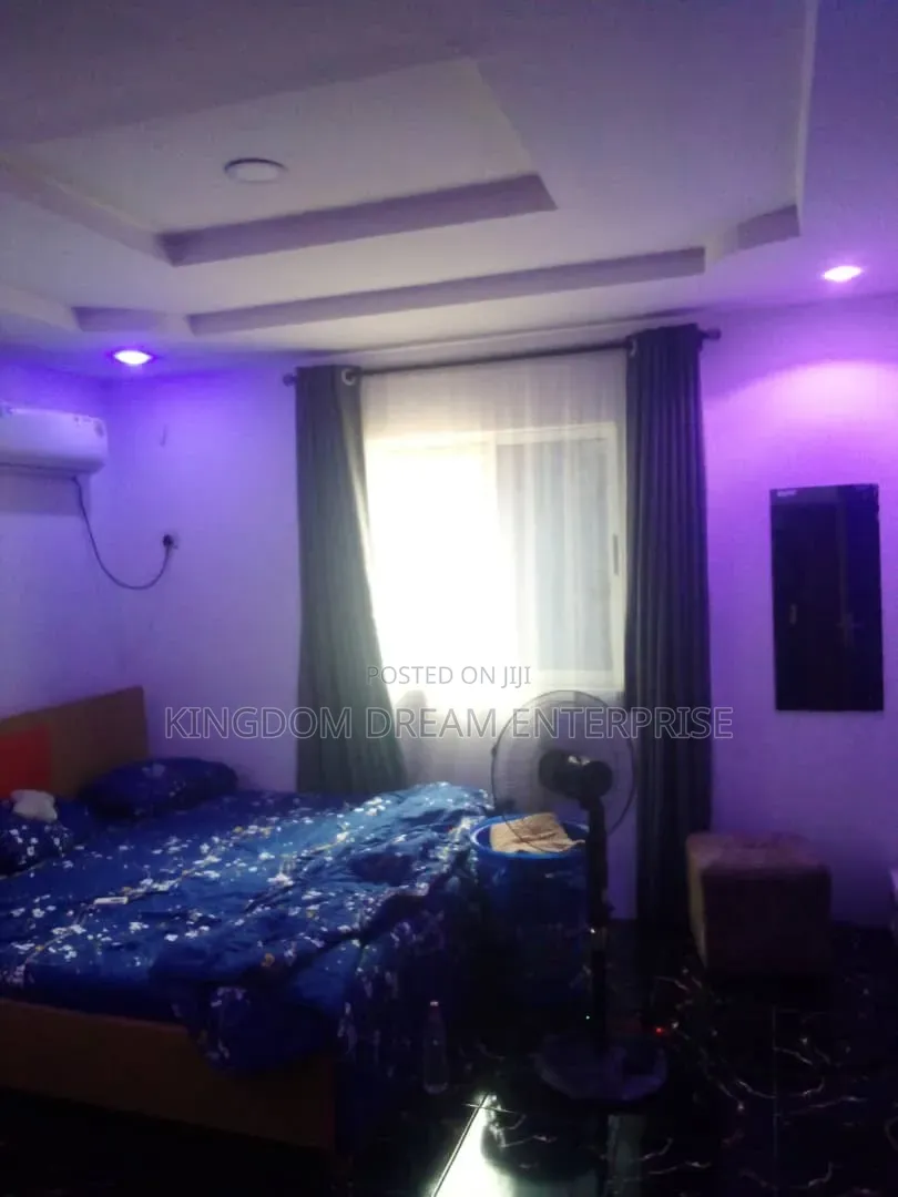 Commercial Space 300sqm 300million Title: Will and Survey Plan in Apapa Road