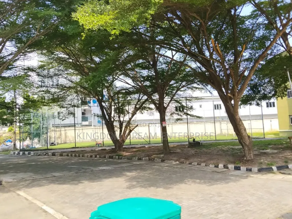 2bdrm Block of Flats in Apapa Gra for sale in Apapa G.R.A