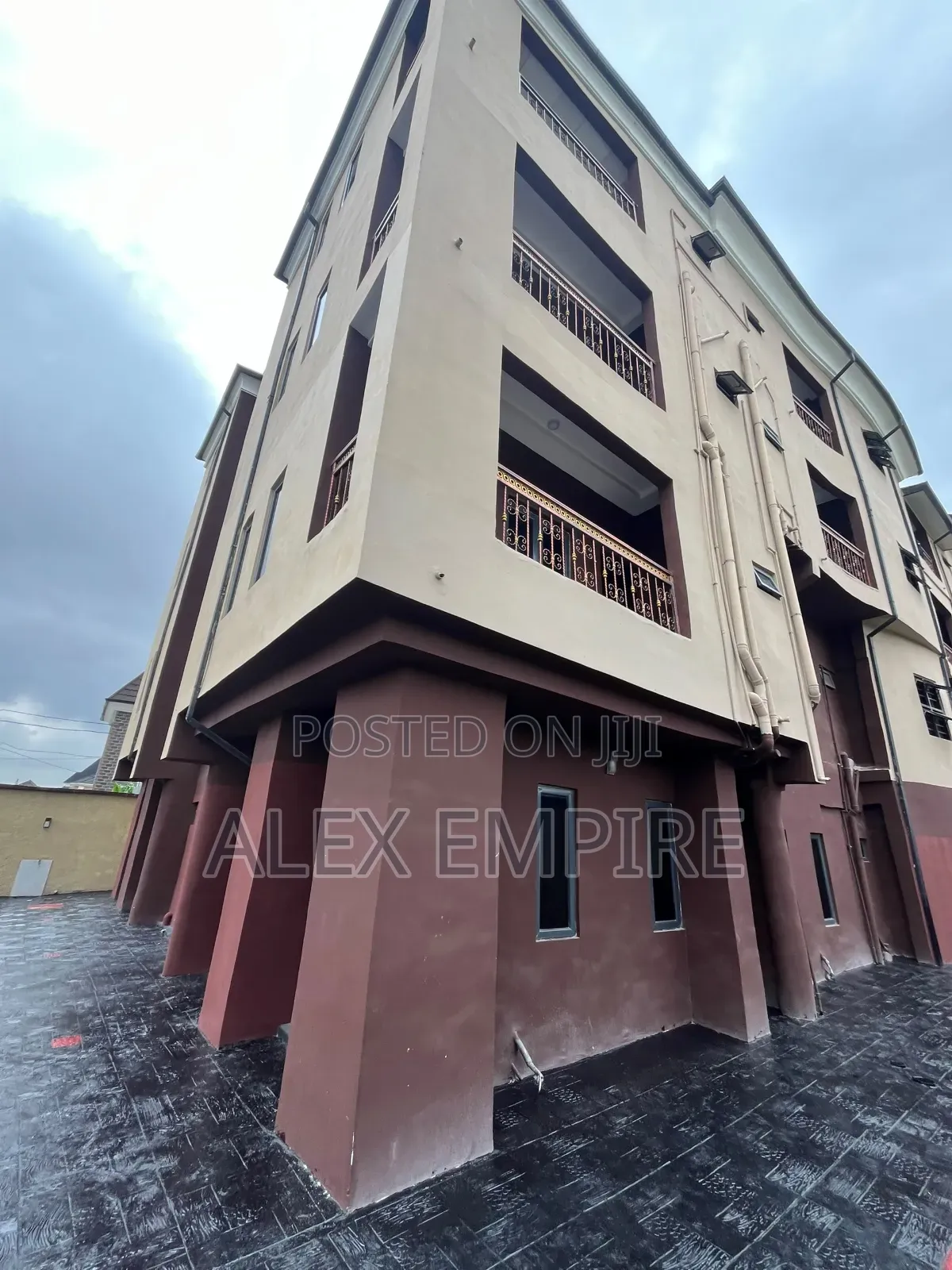 3bdrm Apartment in Ago Palace for sale in Ago Palace