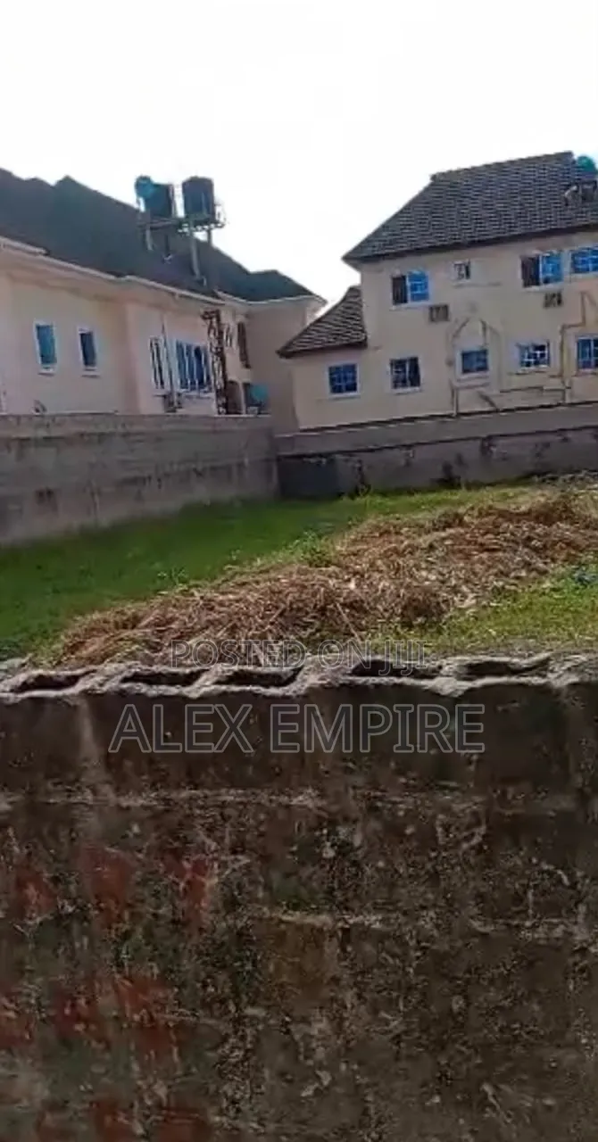 Dry Land for Sale in Hosana Estate in Ago Palace