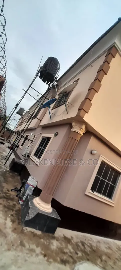 3bdrm Block of Flats in Adegbose Ph2, Ebute for sale in Ebute