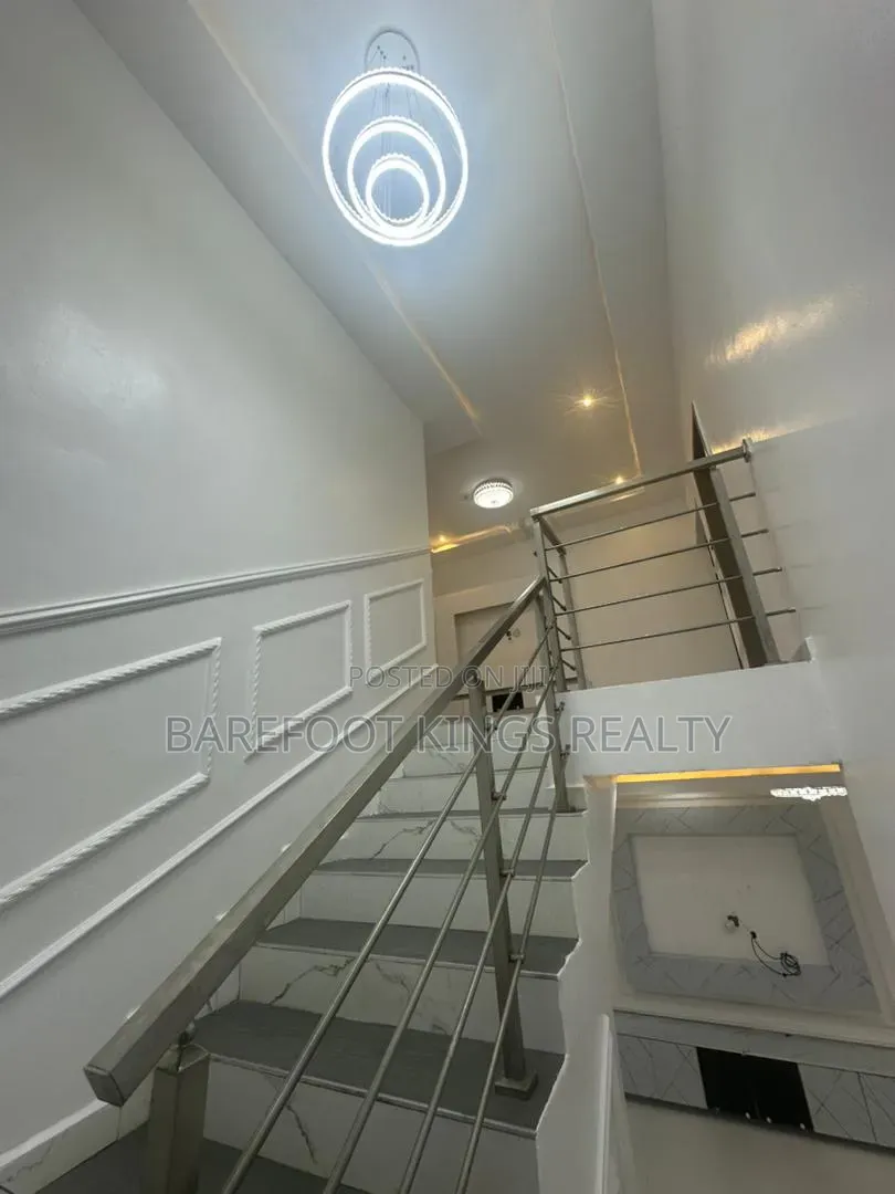 3bdrm Duplex in Abraham Adesanya for sale in Abraham Adesanya