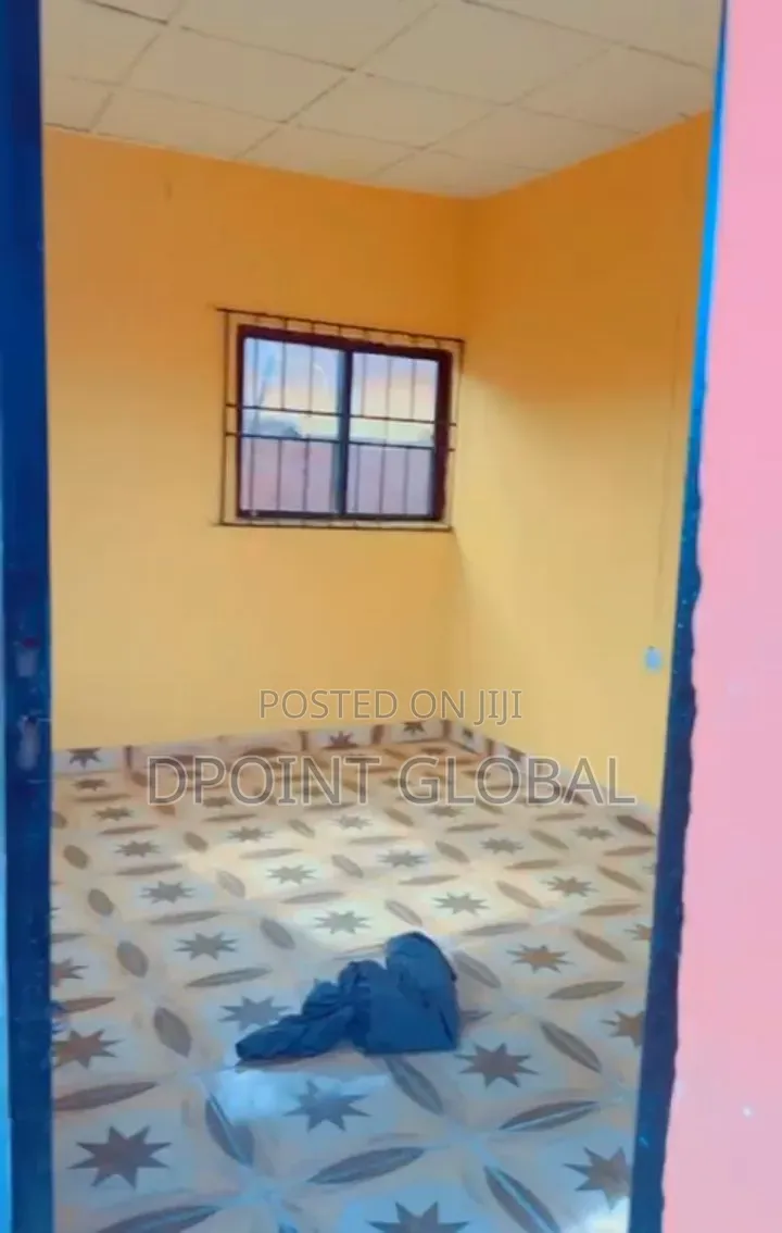 2bdrm Bungalow in In Estate, Oke-Afa for sale in Oke-Afa
