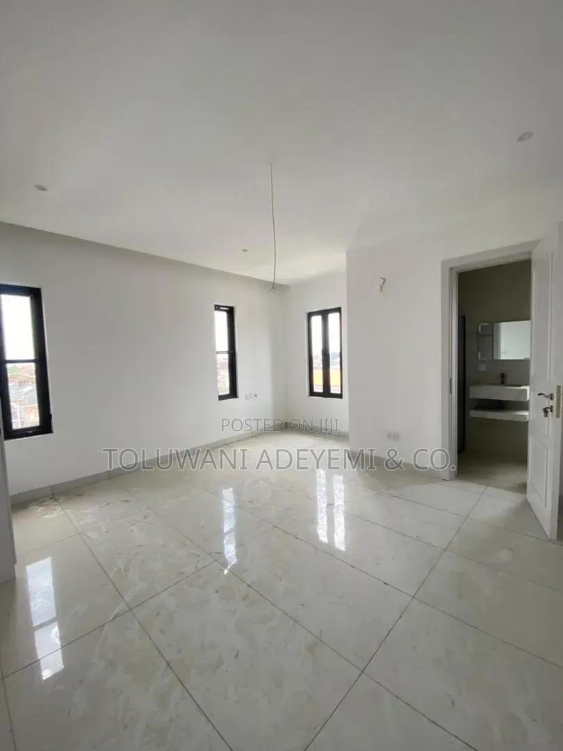 2 Bedroom Apartments With Gym, Swimming Pool and Gym in Ikate