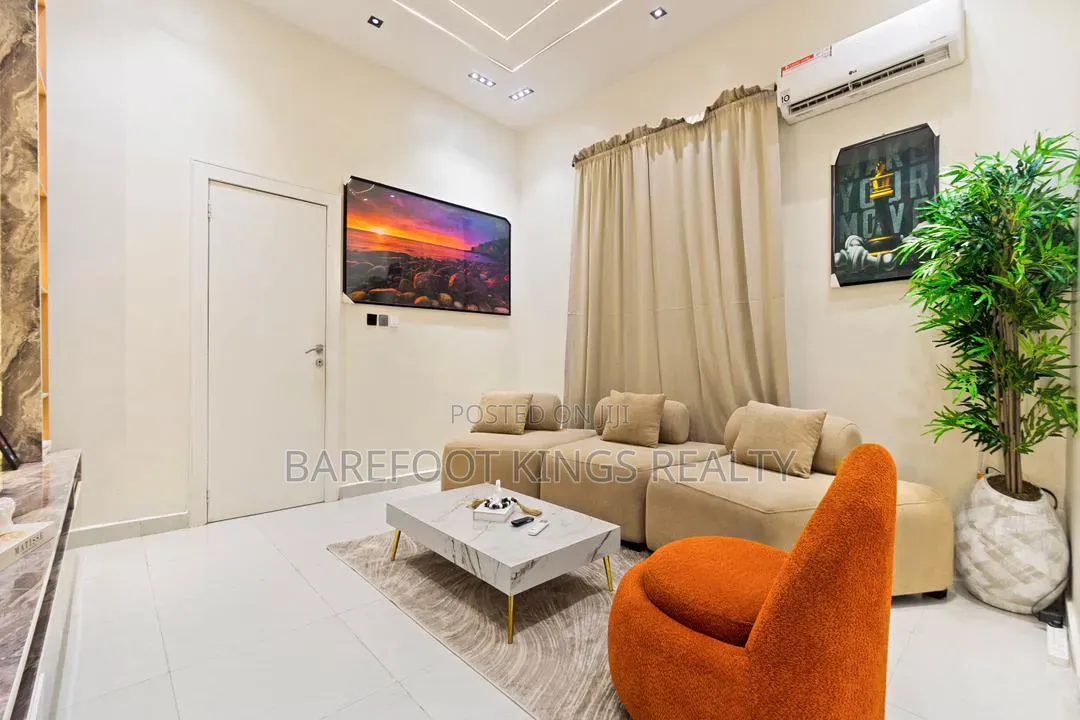 Brand New Luxury 1bedroom in Ikate